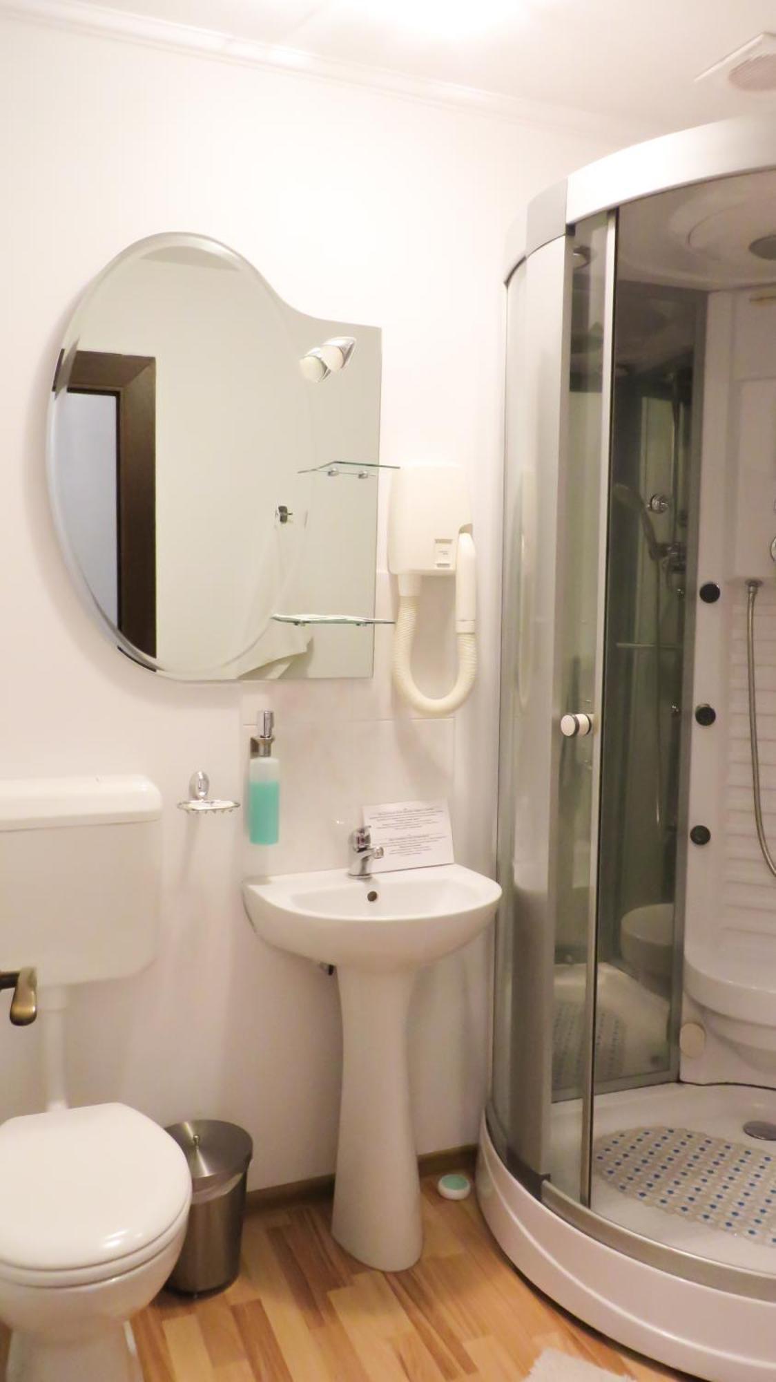 City Garden Rooms And Apartments Бухарест Номер фото